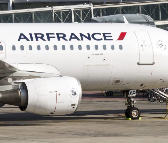 Justiça francesa condena Airbus e Air France por acidente de 2009