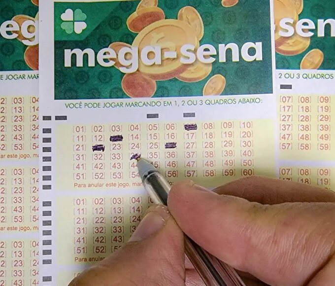 Mega-Sena não tem ganhador; prêmio acumula e vai a R$ 6 milhões