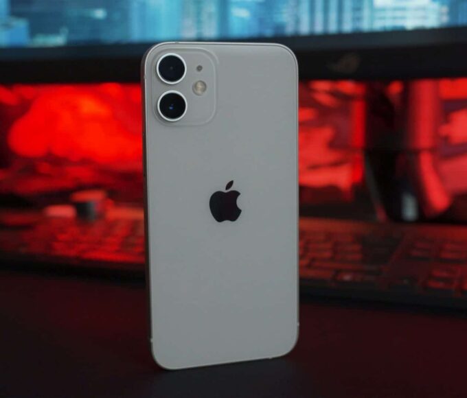 iPhone