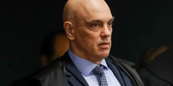 AGU pede extinção de ação contra Moraes nos EUA