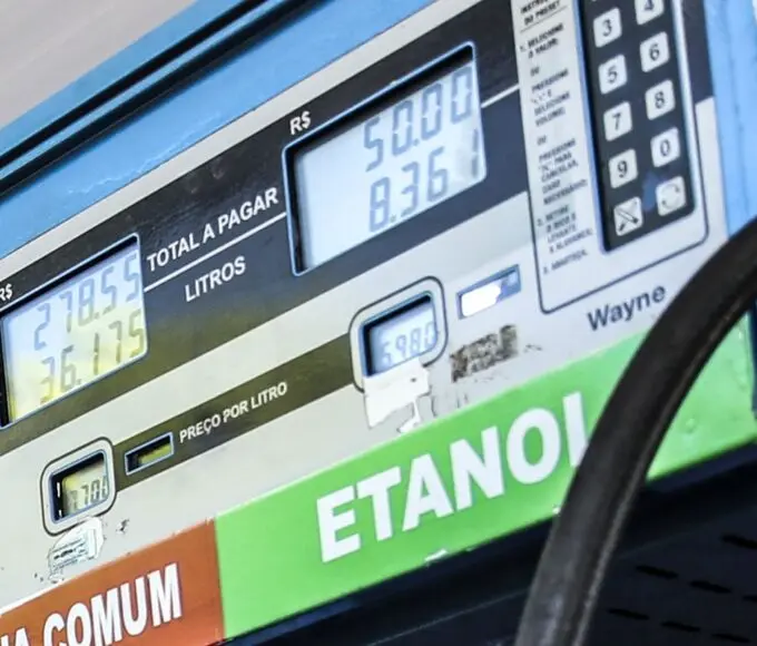 Brasil sentiu menos o aumento do petróleo que outros países, diz Ineep