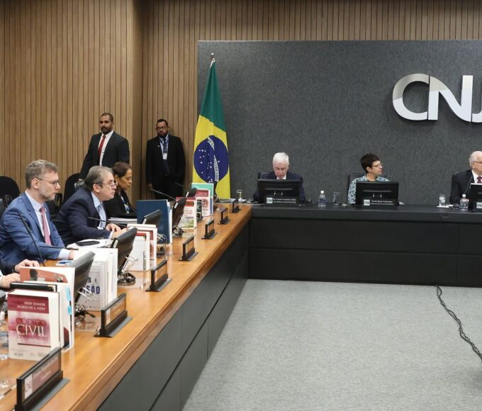 Grupo de trabalho do CNJ vai revisar "penduricalhos" pagos a juízes