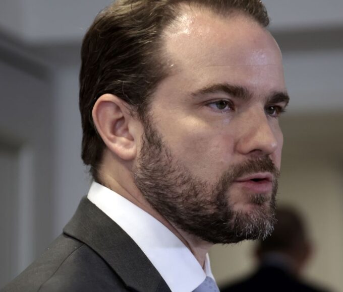 Novo Desenrola já beneficiou 6 milhões de pessoas, diz Dario Durigan
