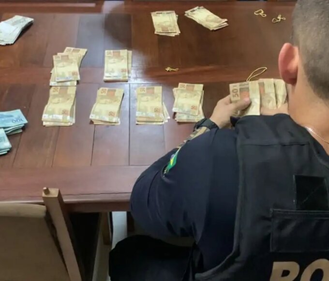 PF investiga esquema de contrabando, corrupção e lavagem de dinheiro