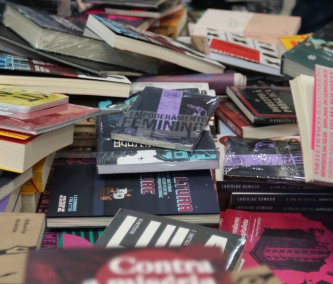 Projeto usa literatura para "empoderar" mulheres vítimas de violência