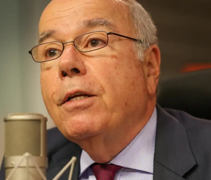 Vieira vai a Pequim para reunião bilateral com governo chinês